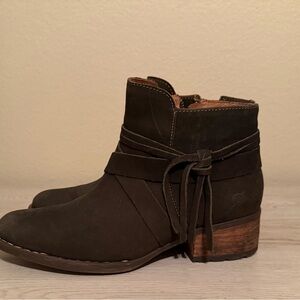 Born Montilla olive suede bootie
